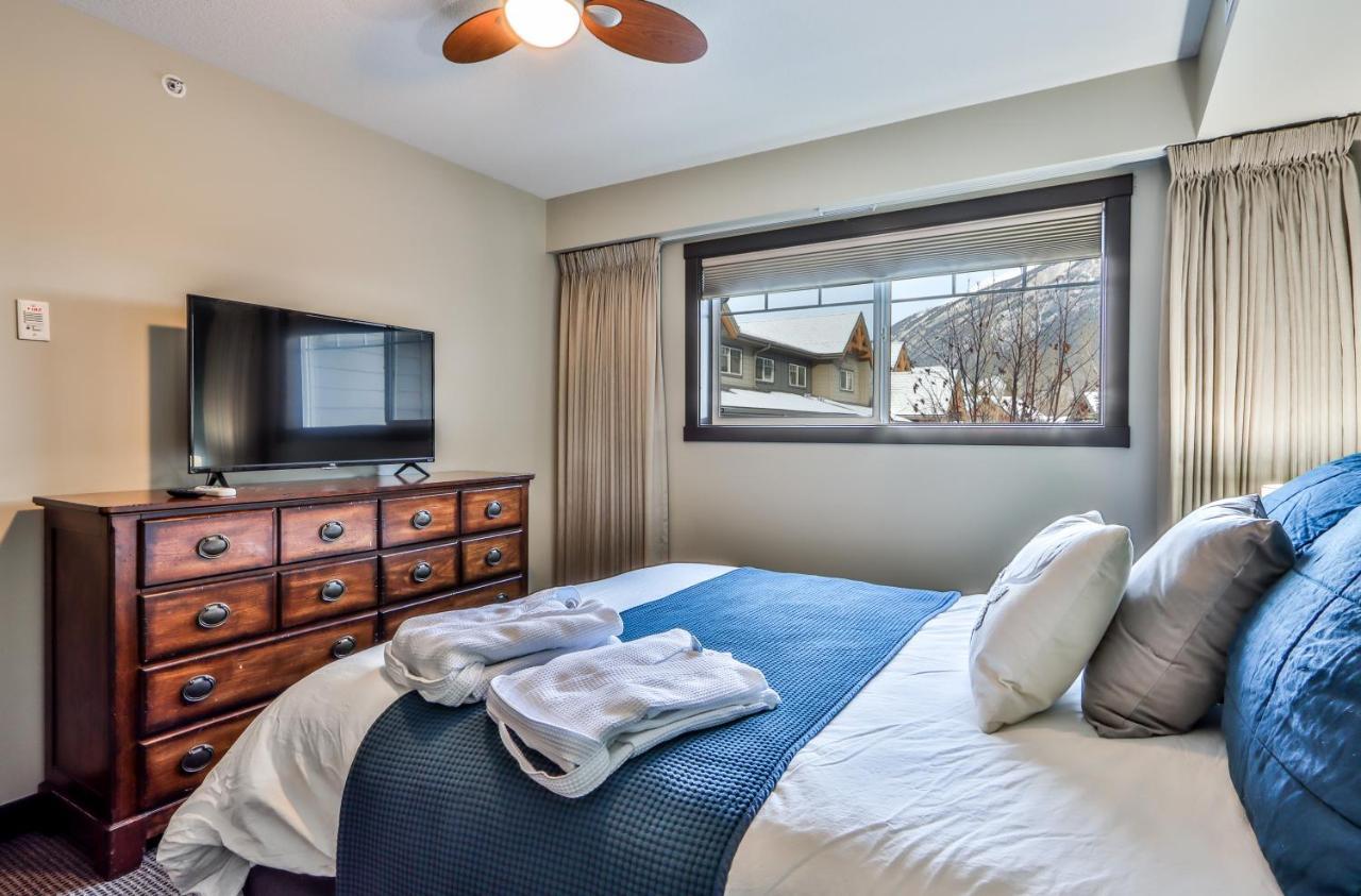 Fenwick Vacation Rentals - Scenic 1 Bedroom Plus Den, Pet Friendly Dead Mans Flats Bagian luar foto