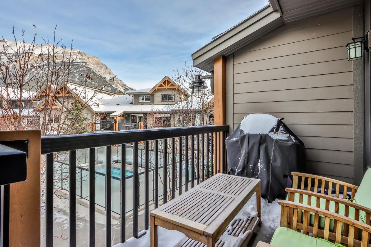 Fenwick Vacation Rentals - Scenic 1 Bedroom Plus Den, Pet Friendly Dead Mans Flats Bagian luar foto